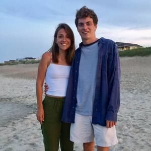 Meet your Posher, Claire